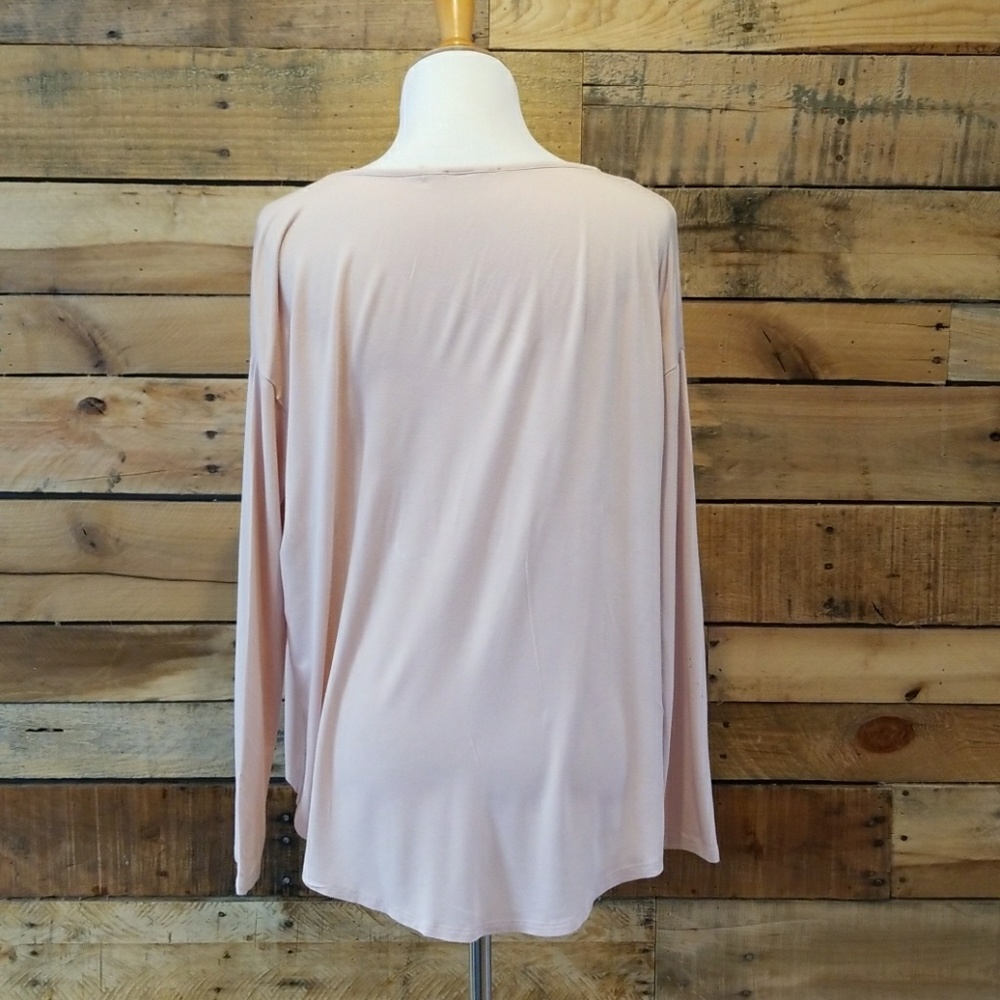 Tahari blush long sleeve tee size L - Picture 3 of 4
